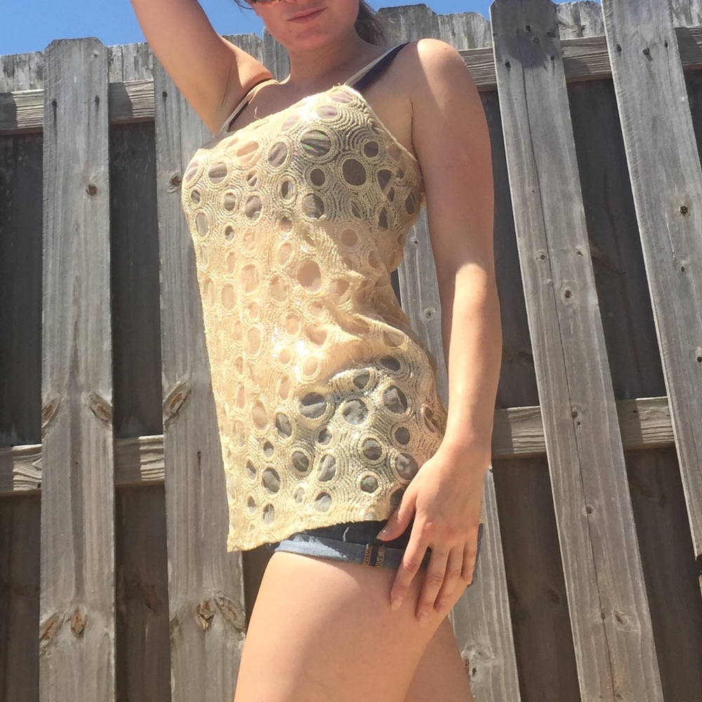 Buckle tank top sequence gold
